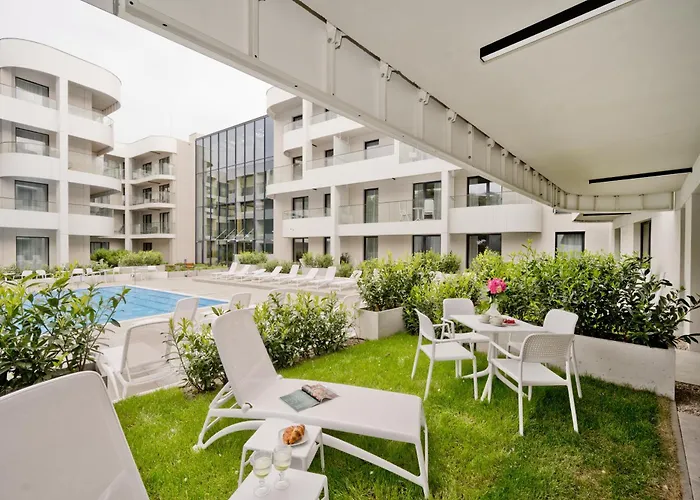 Lido By Blueapart Apartment